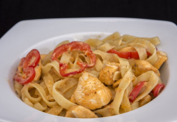 Tagliatelle with chicken